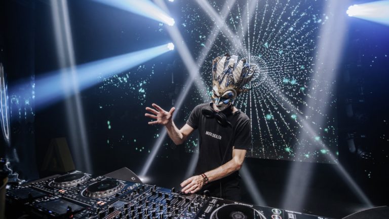 Crack Spotify and Grow Beyond Release Week Without Losing Your Independence